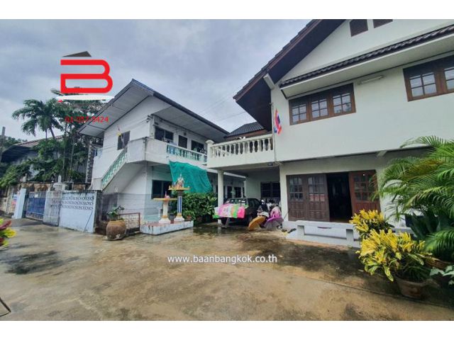 บ้านเดี่ยว+กิจการห้องเช่า หมู่บ้านสี่ไชยทอง 3 เนื้อที่ 206.6 ตรว. ถนนแจ้งวัฒนะ อ.ปากเกร็ด จ.นนทบุรี