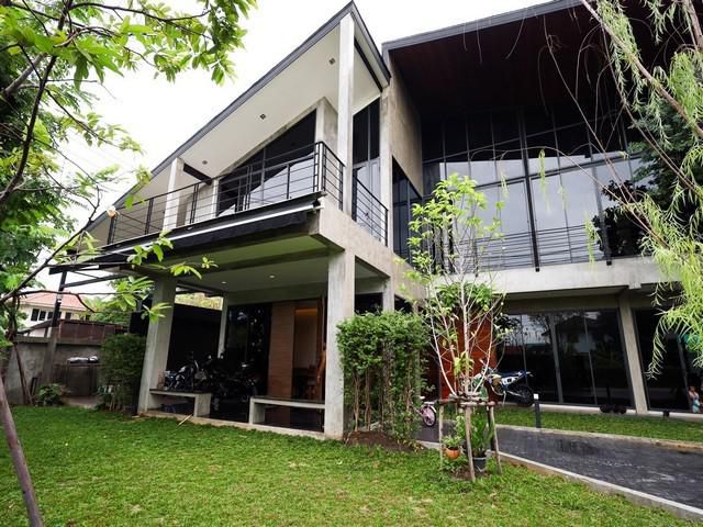 PP139 ขายบ้านเดี่ยว 2 ชั้น บ้านสร้างใหม่ 196 ตรว.บางรักน้อย 16 ราชพฤกษ์-ไทรม้า อำเภอเมืองนนทบุรี นนทบุรี