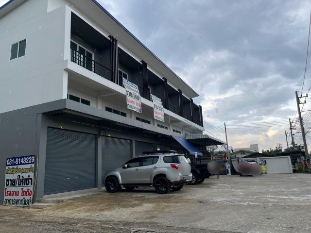 ขาย/ให้เช่า อาคารพาณิชย์ 2ชั้น เนื้อที่ 17 ตร.ว. พร้อมชั้นลอย