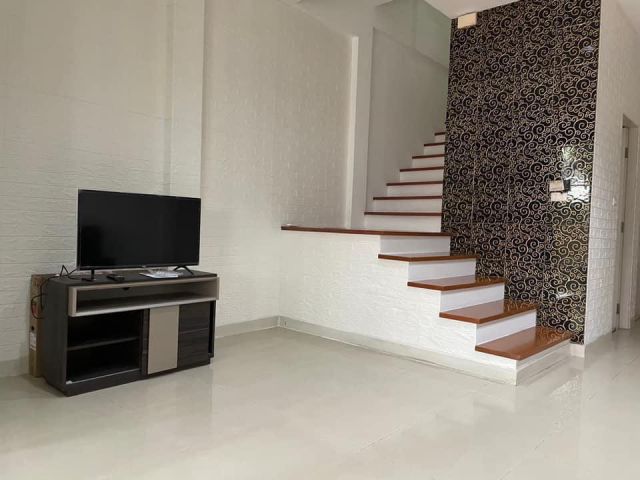 ให้เช่าทาวน์โฮม  3 ชั้น 3 ห้องนอน 3 ห้องน้ำ หมู่บ้านกลางเมืองลาดพร้าว
