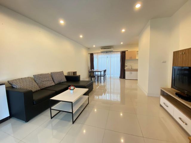 ให้เช่าทาวน์โฮม 3ชั้น พัฒนาการ38 3ห้องนอน 3ห้องน้ำ ขนาด 20.10ตรว . หน้ากว้าง5.5 เมตร จอดรถได้2คัน