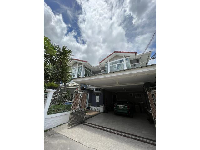 ให้เช่าบ้านเดี่ยว 2ชั้น 3ห้องนอน 3ห้องน้ำ พื้นที่ 89ตร.ว. พื้นที่ใช้สอย 360 ตร.ม. ซอยนาคนิวาส 48  ลาดพร้าว 71