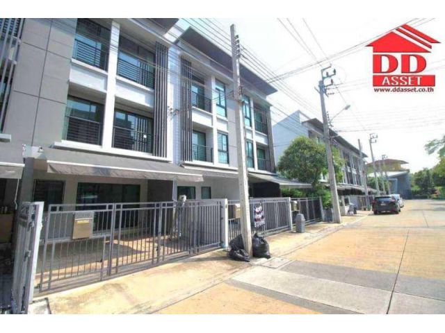 ขายทาวน์โฮม 3ชั้น บ้านกลางเมือง พระราม2 พุทธบูชา  ใกล้สะพานภูมิพล