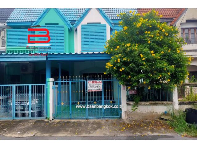 ทาวน์เฮาส์ หมู่บ้าน บัวทอง 2 เนื้อที่ 20 ตรว. ถนนกาญจนาภิเษก อ.บางบัวทอง จ.นนทบุรี