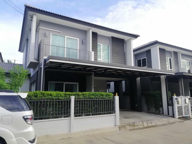 ขายบ้านเดี่ยว 2 ชั้น โครงการ Centro ราชพฤกษ์ (AP) สภาพใหม่ 4 ห้องนอน 3 ห้องน้ำ 50.8 ตรว  โครงการ AP หมู่บ้าน เซนโทร ราชพ