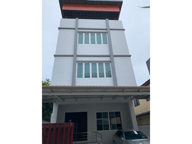 PT12 ให้เช่าบ้าน 3 ชั้น ซอยจรัญสนิทวงศ์ 67 แขวงบางพลัด เขตบางพลัด ใกล้ทางด่วน เหมาะอยู่อาศัยหรือทำออฟฟิศ