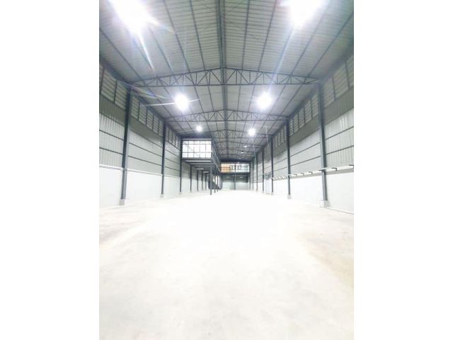 #ให้เช่าโกดังออฟฟิศ สำนักงาน ติดถนนใหญ่ ย่านวัชรพล รามอินทรา เนื้อที่ 266 ตร.ว พื้นที่ใช้สอย