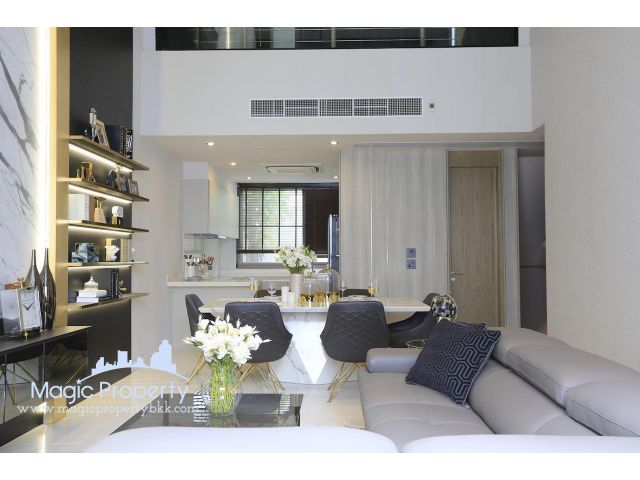 ให้เช่าทาวน์เฮ้าส์หรู 4 ห้องนอน ใน ควอเตอร์ 39 เขตวัฒนา กทม.