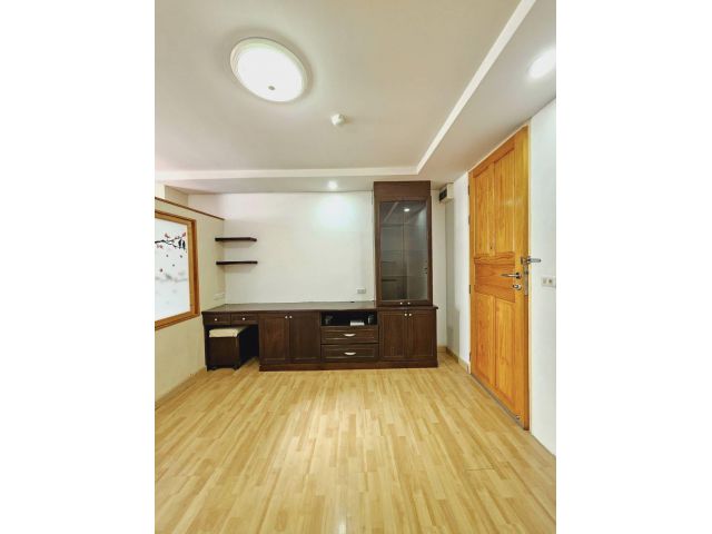 ให้เช่า รัชดา ซิตี้ คอนโด ( Ratchada City Condo )