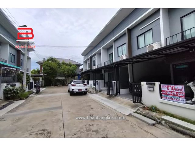 ทาวน์โฮม โครงการ อารียา เดอะคัลเลอร์ส บางนา-วงแหวนฯ 2 เนื้อที่ 17.5 ตรว. ถนนบางนา-ตราด อ.บางพลี จ.สมุทรปราการ