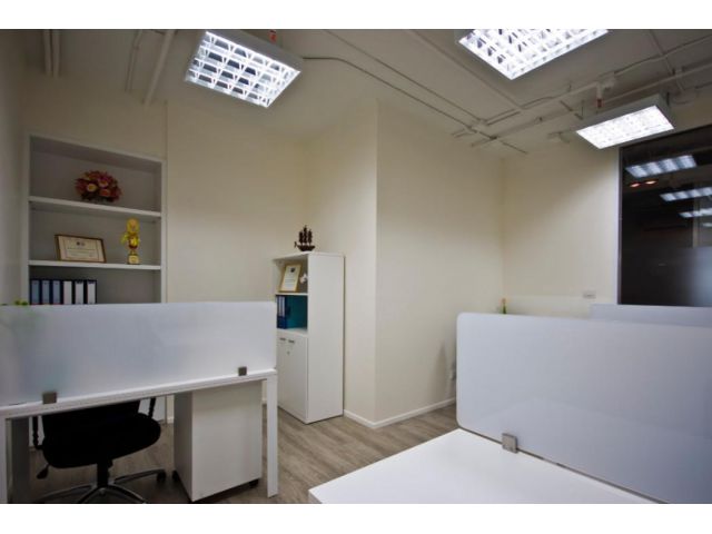 (BIZ-D04-1) BIZ Concierge สำนักงาน พร้อมเฟอร์นิเจอร์ ใกล้ BTS นานา-สุขุมวิท
