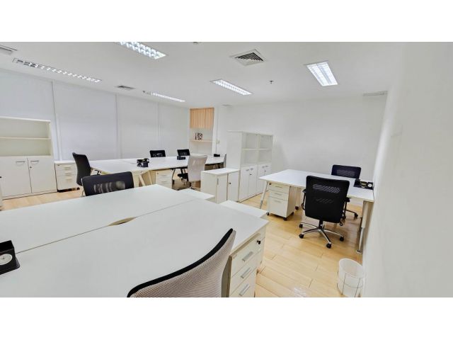 (BIZ-T08) BIZ Concierge สำนักงาน พร้อมเฟอร์นิเจอร์ ใกล้ BTS นานา-สุขุมวิท