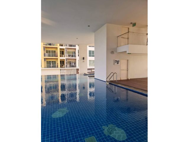 ขายคอนโด 1 ที่นอน วิวดี ที่ The Complete Rajprarop กรุงเทพ 10400     คอนโดตกแต่งพร้อมอยู่ 1 ห้องนอน 1 ห้องน้ำ