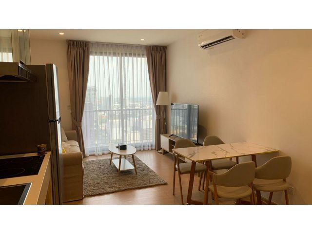 Maru Ekkamai for rent 2 bedooms 2 bathrooms 60 sqm. rental 62,000 baht/month