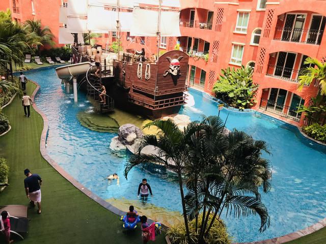 ขายคอนโดโครงการ seven sea พื้นที่36.5ตรม.1bed ชั้น3ตึกG วิวสระนำ้ เรือโจรสลัด พร้อมเฟอร์ครบ ขาย2.2ล้านบาท(รวมโอน)