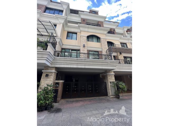 ให้เช่าทาวน์เฮ้าส์ 3 ห้องนอน ใน อีแวนส์ตัน ทองหล่อ 25 เขตวัฒนา กทม