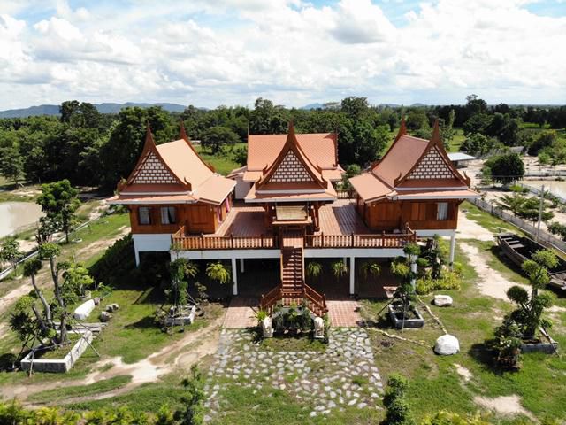 AS020 ขายที่ดินพร้อมบ้านทรงไทยเข้าพักอาศัยได้เลย ขนาดที่ดิน 5 ไร่พื้นที่ใช้สอยพร้อมตัวบ้าน1147ตร.มเดินทางสะดวก กาญจนบุรี