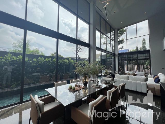 ขายบ้านหรู(บ้านใหม่) 5 ห้องนอนบน ถนนนาคนิวาส เขตลาดพร้าว กรุงเทพฯ