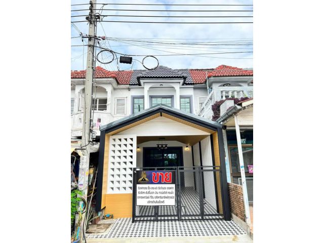 ทาวน์เฮ้าส์ 2 ชั้น  ใกล้โรงไฟฟ้าไทรน้อย #หมู่บ้านเอเชียโฮมทาวน์2 ถนนเมน