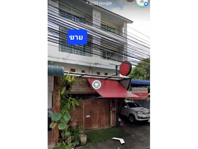 ขายตึกแถว 3 ชั้นครึ่งต่อเติมรวมเป็น 4 ชั้น 25 ตรว 13.5 ล้าน ในคูเมืองเชียงใหม่