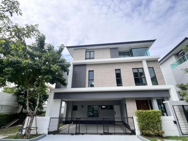 PT12 ให้เช่า บ้านใหม่ ไม่เคยเข้าอยู่ บ้านเดี่ยว 3 ชั้น เดอะ ซิตี้ เอกมัย - ลาดพร้าว The City Ekkamai - Ladprao ย่านเลียบ