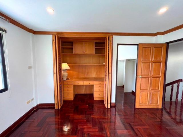 >>ขายบ้านแฝด ม.ปานทิพย์ 3 ชั้น อ่อนนุช 53 (บ้านสวย พร้อมอยู่)(N.812)