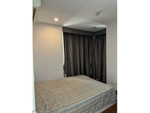 ให้เช่า คอนโด แอร์ลิงค์ เรสซิเดนซ์ ร่มเกล้า Airlink Residences