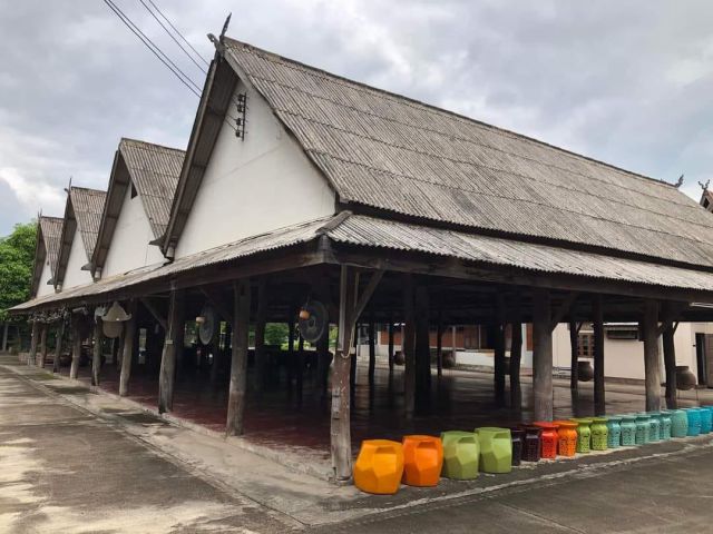 ขายที่ดิน-ร้านค้า-บ้านพักอาศัย 75 ล้าน  6 ไร่