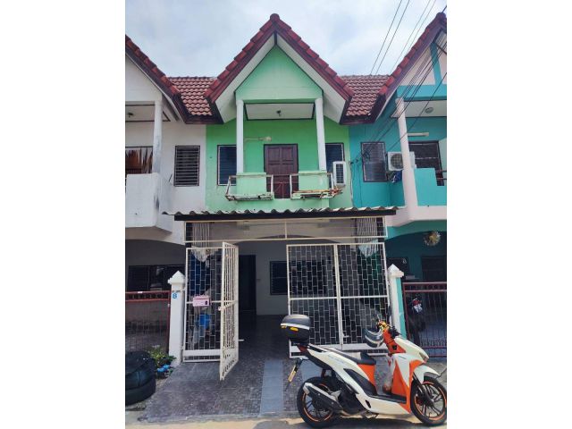 85174 - ขาย ทาวน์เฮ้าส์ 2 ชั้น ใกล้รถไฟฟ้า หมู่บ้านณัฐกานต์ 3