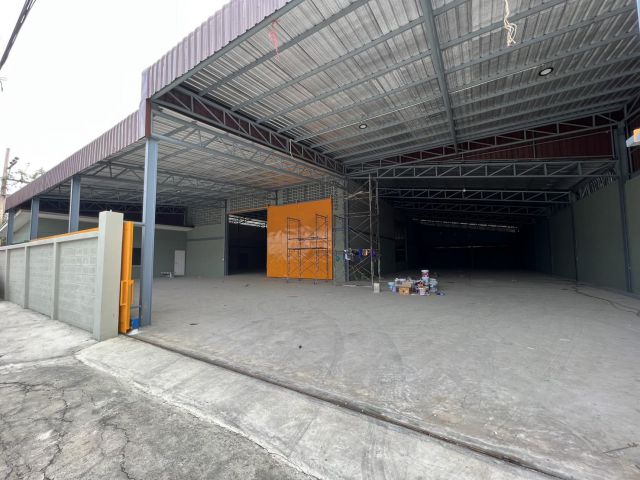 Factory warehouse for sale ขายโกดังโรงงานพร้อมบ้าน1หลัง