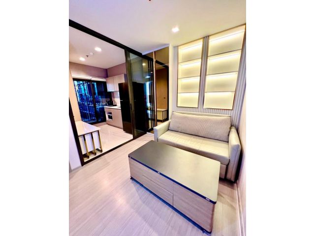 ขาย คอนโด ใกล้ตึก G Tower และ เซ็นทรัล พระราม 9 Life Asoke - Rama 9 33 ตรม. yield 5%