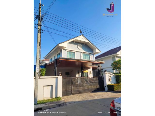 ขายบ้านเดี่ยว 2 ชั้น หมู่บ้าน เพอร์เฟค เพลส รามอินทรา-วงแหวน พื้นที่ 52.60 ตรว. พื้นที่ใช้สอย 106 ตร.ม. 3 ห้องนอน 2 ห้อง