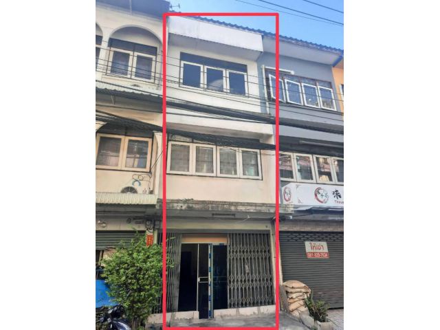 ขายอาคารพาณิชย์ 3 ชั้น 16 ตรว. ซอยประชาราษฎร์บำเพ็ญ 11 ต้นซอยอยู่ย่านไชน่าทาวน์ห้วยขวาง