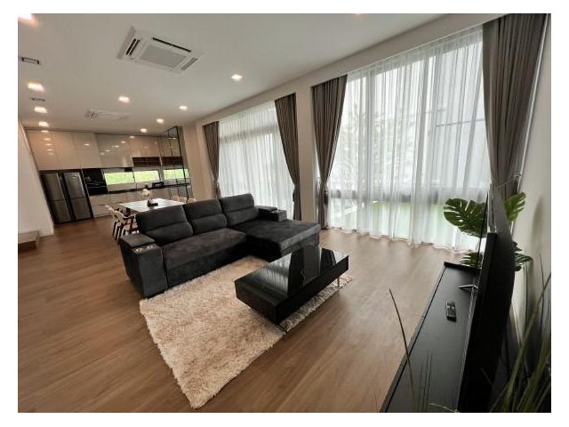 ให้เช่าบ้าน 3 ชั้น หรูโครงการใหม่ VIVE พระราม 9 ใกล้เดอะ ไนน์ เซ็นเตอร์ พระราม 9