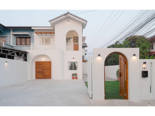 บ้านสวยใกล้เมือง พื้นที่เหลือๆ เดินทางสะดวก ใกล้สิ่งอำนวยความสะดวก