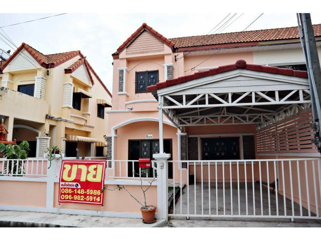 ขายบ้านแฝด 2 ชั้น หมู่บ้านแสนปรีดา 7 ใกล้ตลาดนัดสนามบินเครือสหพัฒน์