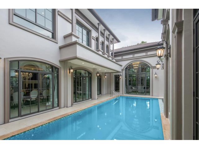 ขายคฤหาสน์หรู The Grand Pinklao  บรมราชชนนี ติดถนนใหญ่ มีประตูเข้าโครงการ 2 ชั้น Placio de San Telmo (พาลาซิโอ้ เด