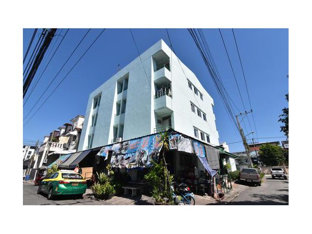 ขาย อพาร์ทเม้น ลาดพร้าว 136 พร้อมดำเนินกิจการต่อได้เลย ใกล้ The Mall บางกะปิ
