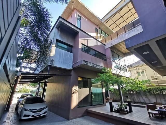 ขายบ้าน เดี่ยว 3 ชั้น ลาดพร้าว64 สุทธิสาร รัชดา ใกล้MRTลาดพร้าว7