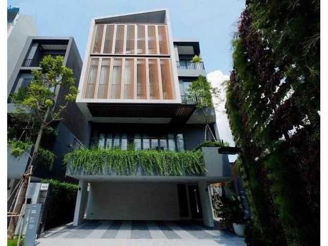 PT12 ให้เช่า บ้านเดี่ยวระดับ Luxury 5 ชั้น อาณา เอกมัย ARNA Ekamai ใจกลางสุขุมวิท ย่านทองหล่อเอกมัย พร้อมลิฟท์ 4 ห้องนอน