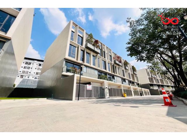 ขายทาวน์โฮม 3.5 ชั้น เธอ ลาดพร้าว 93 (THER Ladprao93) ถนนลาดพร้าว