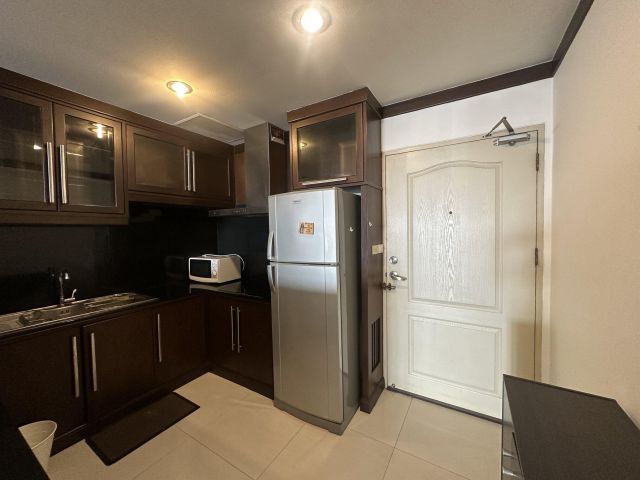 State Tower Silom for rent 1 bedroom 1 bathroom 68 sqm rental 22,000 baht/month
