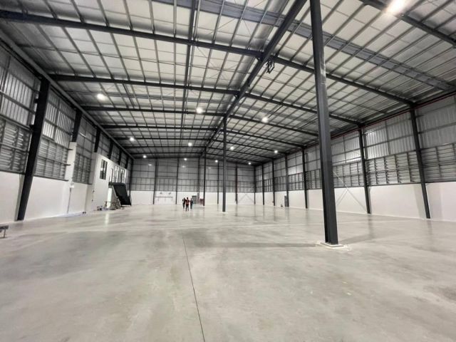 สร้างโรงงานให้เช่า  ที่ดินใกล้นิคมลาดกระบัง พื้นที่ขนาด 4,000-30,000 ตารางเมตร