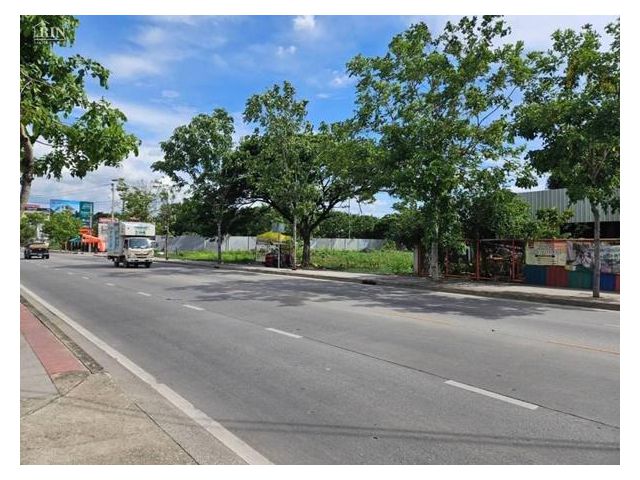 R624-046ที่ดินใกล้มิสทีนที่ดิน 3ไร่ สุดยอดทำเลทองติดถนนราษฏร์พัฒนา (มีสทีน) ที่ดินถมแล้วต่ำกว่าถนนเล็กน้อย