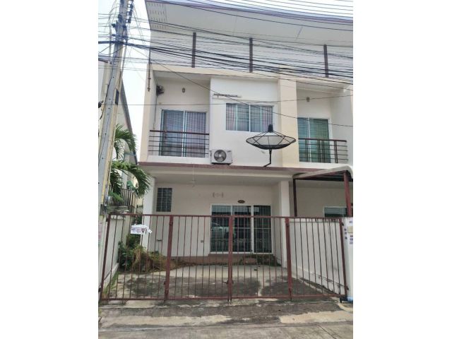 TP.23016 ขายทาวน์โฮม 2 ชั้น มบ.บูรพาแลนด์ ใกล้สถานีรถไฟศรีราชา+พร้อมผู้เช่า เหมาะแก่การลงทุน