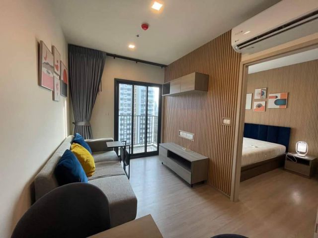 The Base Phetchaburi Thonglor for rent 1 bedroom 1 bathroom 33 sqm rental 18,000 baht/month