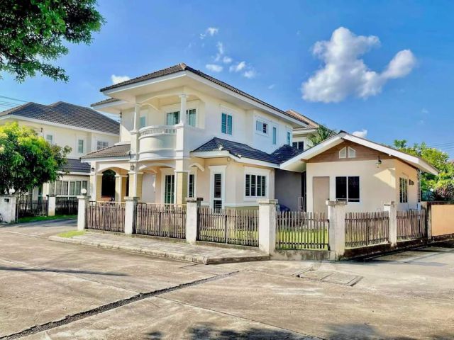 ขายบ้านพร้อมที่ดินในโครงการหลังโลตัสรวมโชคพร้อมโอน