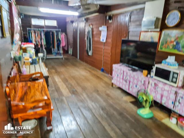(HL)H81056 - ขาย บ้าน 2 ชั้นแถมที่่ดิน พร้อมกิจการห้องเช่า ใกล้BTSวงศ์สว่าง ซอยกรุงเทพ-นนท์ 56 แขวงบางซื่อ เขตดุสิต กรุงเทพฯ การเดินทางสะดวก
