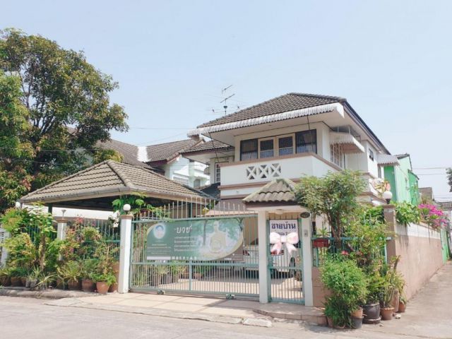 (HL)H81228 - บ้านเดี่ยว พร้อมเรือนรับรองและสวนหย่อมหลังบ้าน