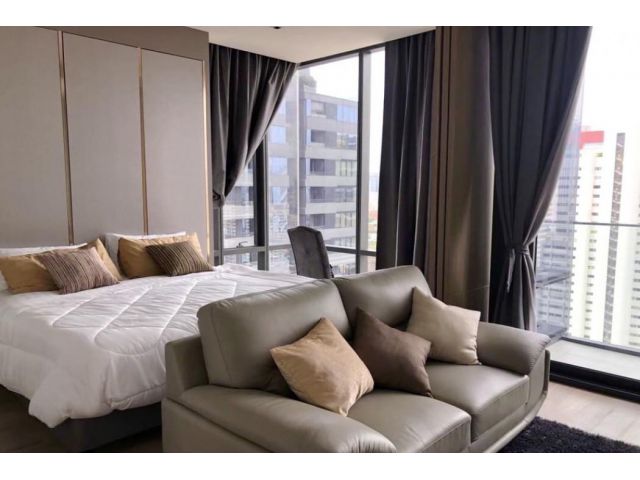Code C20221202803.......Ashton Silom สำหรับเช่า, 1 ห้องนอน, 1 ห้องน้ำ, ชั้นสูง, แต่งครบ, พร้อมเข้าอยู่